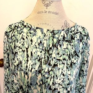Rose & Olive silky (poly) top